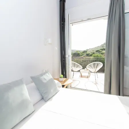 Casa Lluminosa, Fabulosa Y Moderna Casa De Pueblo By Sonne * Ferreries