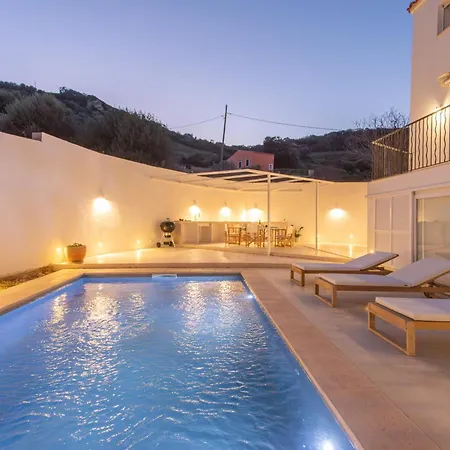 Nyaraló Casa Lluminosa, Fabulosa Y Moderna Casa De Pueblo By Sonne