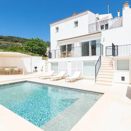 Casa Lluminosa, Fabulosa Y Moderna Casa De Pueblo By Sonne * Ferreries