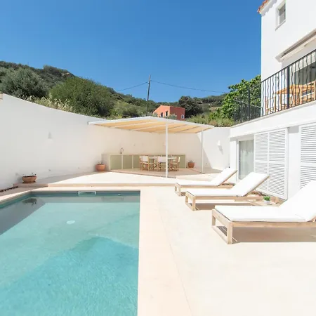 Casa Lluminosa, Fabulosa Y Moderna Casa De Pueblo By Sonne