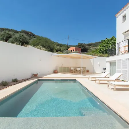 Casa Lluminosa, Fabulosa Y Moderna Casa De Pueblo By Sonne Nyaraló