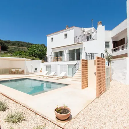 Casa Lluminosa, Fabulosa Y Moderna Casa De Pueblo By Sonne Nyaraló *