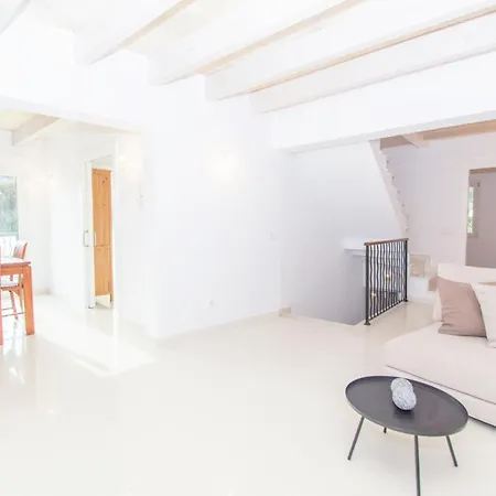 Дом отдыха Casa Lluminosa, Fabulosa Y Moderna Casa De Pueblo By Sonne Феррериас