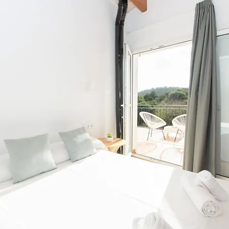 Casa Lluminosa, Fabulosa Y Moderna Casa De Pueblo By Sonne