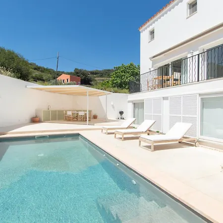 Casa Lluminosa, Fabulosa Y Moderna Casa De Pueblo By Sonne *